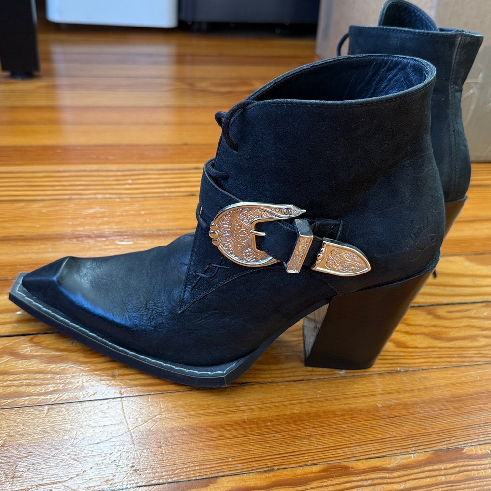 John Fluevog Black Heeled Boots with Ornate Silver Buckle - Picture 6 of 8